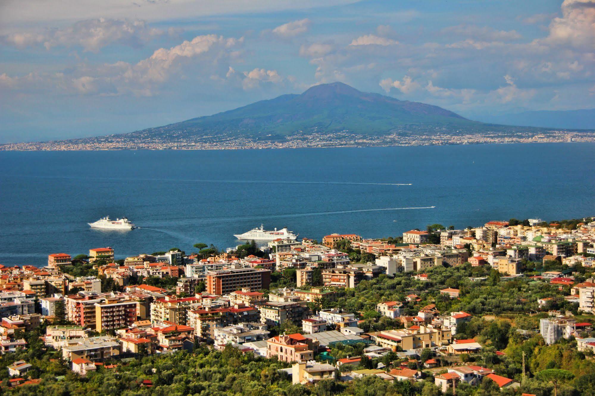 Affittacamere Casarufolo Paradise 2*